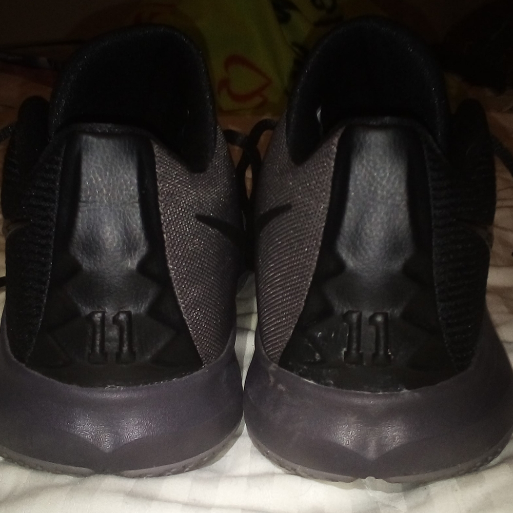 Nike shoes size 11 Black/Gray